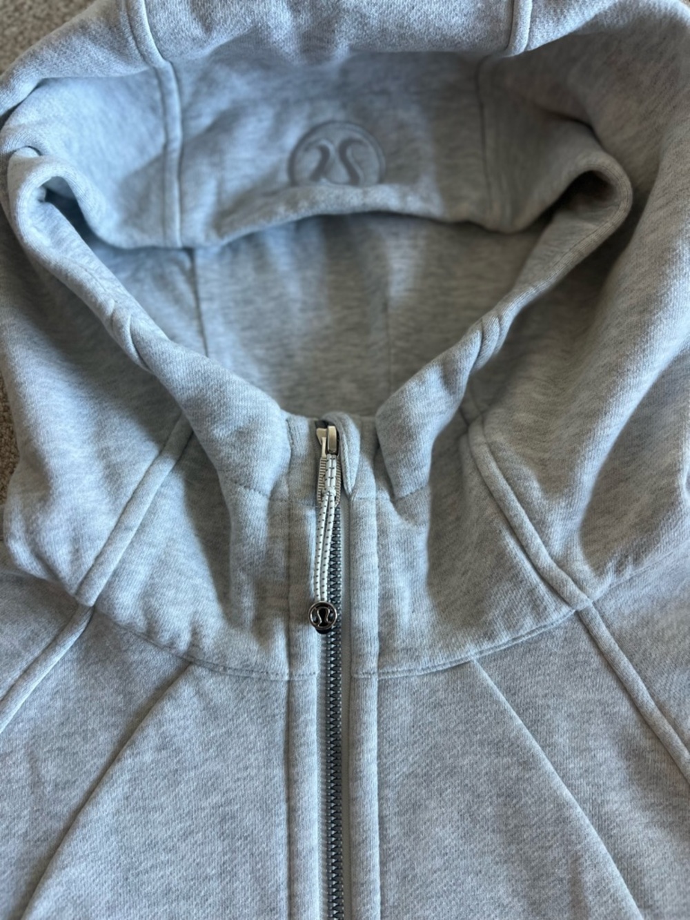 Lululemon Gray Scuba Cropped Zip Up - Picture 2 of 3